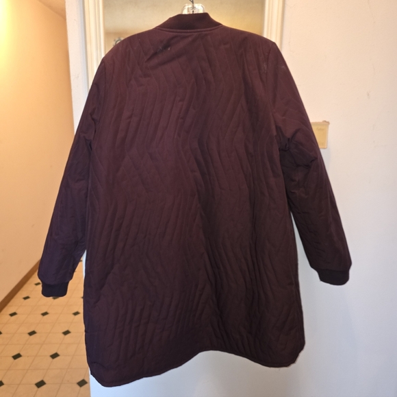 LOGO by Lori Goldstein Reversible Quilted Zip Front Jacket-Burgundy-Medium - Picture 2 of 13